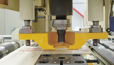 Geka-punzonadora-cnc-alfa-plus-plus-unidad-punzonado